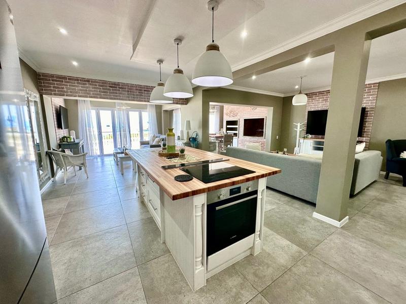 To Let 4 Bedroom Property for Rent in Pinnacle Point Golf Estate Western Cape